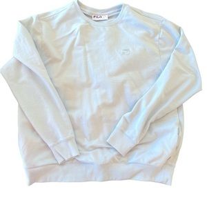 Fila Womens Sweatshirt with pockets.